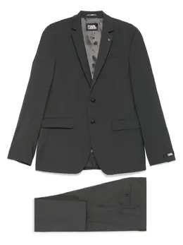 Karl Lagerfeld: Тёмный костюм 