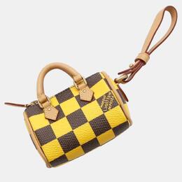 Louis Vuitton: Жёлтая сумка  Speedy