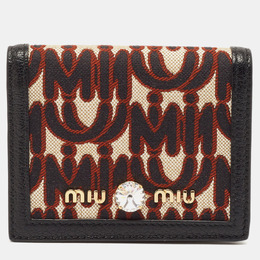 Miu Miu: Чёрный кошелёк 