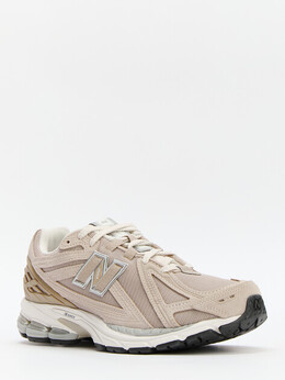 New Balance: Бежевые кроссовки 