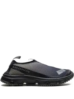 Salomon: Чёрные кроссовки 