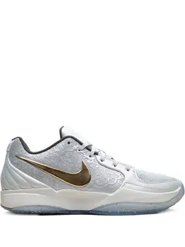 Nike: Светлые кроссовки 