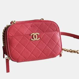 Chanel: Красная сумка 