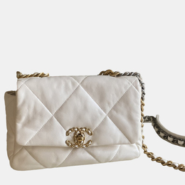 Chanel: Белая сумка 