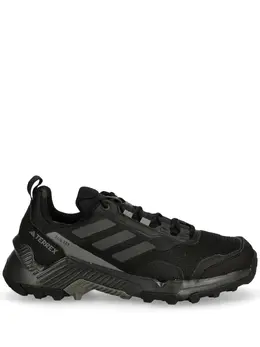 adidas: Чёрные кроссовки 