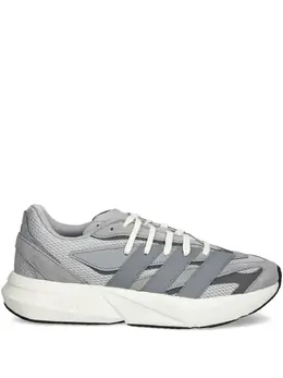 adidas: Кроссовки 