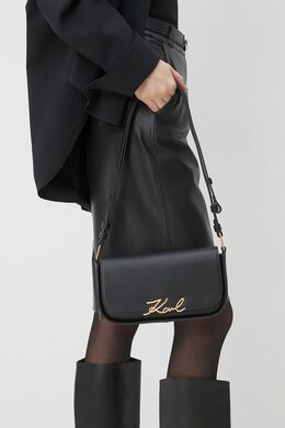 Karl Lagerfeld: Чёрная сумка  Signature