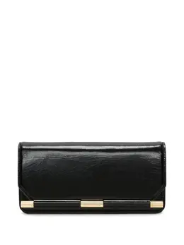 Victoria Beckham: Чёрный клатч 