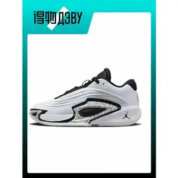 Jordan: Белые кеды 