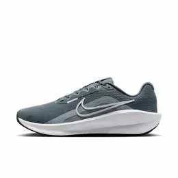 NIKE: Серые кроссовки 