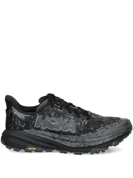 HOKA: Чёрные кроссовки 