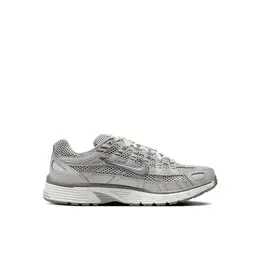 NIKE: Серые кроссовки 