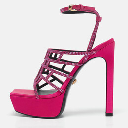 Versace: Розовые сандалии 