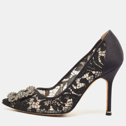 Manolo Blahnik: Чёрные туфли  Hangisi