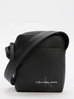 Calvin Klein Jeans: Чёрная сумка 