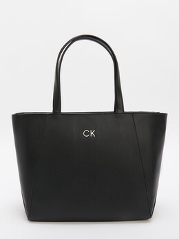 Calvin Klein: Чёрная сумка 