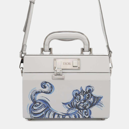 Dior: Голубая сумка 