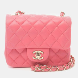 Chanel: Розовая сумка 