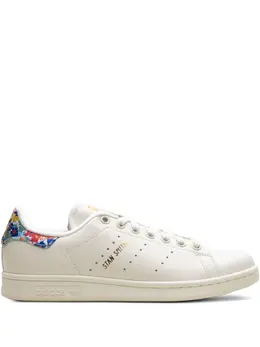 adidas: Белые кроссовки  Stan Smith