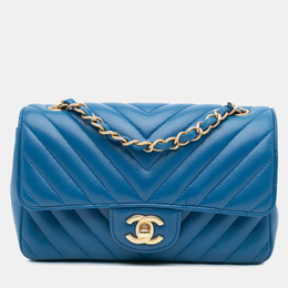 Chanel: Голубая сумка 