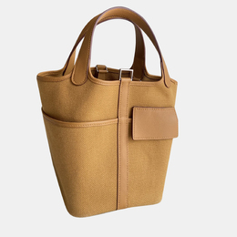 Hermes: Серебристая сумка 