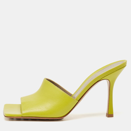 Bottega Veneta: Жёлтые сандалии  Stretch