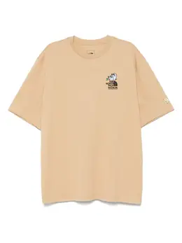 The North Face: Бежевая футболка  Mountain