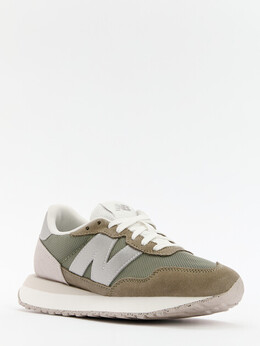 New Balance: Зелёные кроссовки 