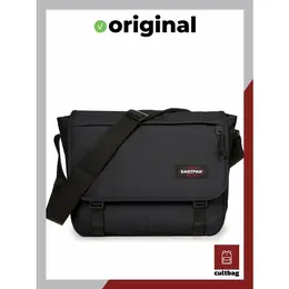 EASTPAK: Чёрная сумка 