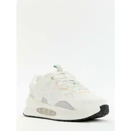 Fila: Белые кроссовки 