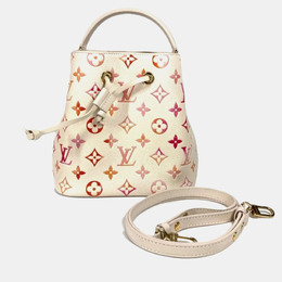 Louis Vuitton: Розовая сумка 