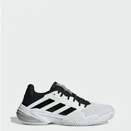 adidas: Белые кроссовки 