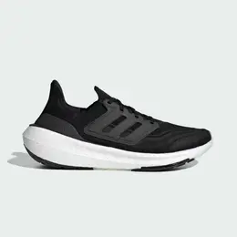adidas: Светлые кроссовки  UltraBoost