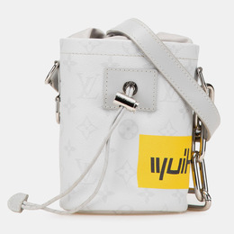 Louis Vuitton: Светлая сумка 
