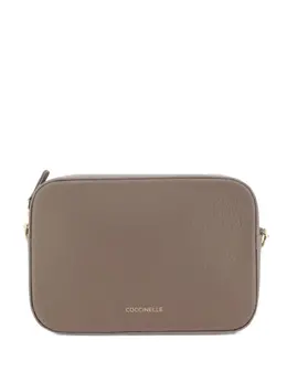 Coccinelle: Коричневая сумка через плечо  Tebe