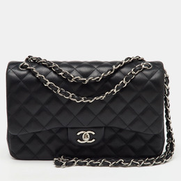 Chanel: Чёрная сумка 
