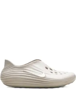 Nike: Светлые кроссовки 