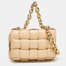 Bottega Veneta: Бежевая сумка  Chain Cassette