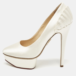 Charlotte Olympia: Белые туфли 