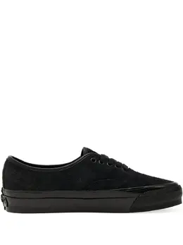 Vans: Чёрные кроссовки 