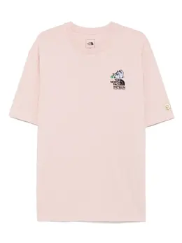 The North Face: Розовая футболка  Mountain