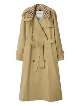 Burberry: Бежевый плащ 