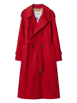 Burberry: Красный плащ 