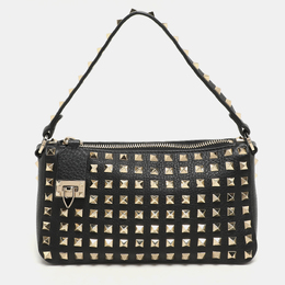 Valentino: Чёрная сумка  Rockstud