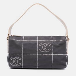 Chanel: Чёрная сумка 