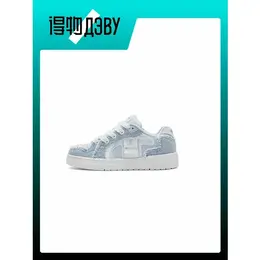 Champion: Голубые кеды 