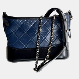 Chanel: Голубая сумка 