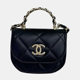 Chanel: Чёрная сумка 
