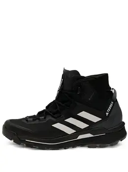 adidas: Чёрные кроссовки 