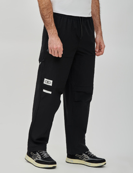 GUESS: Спортивные брюки 
